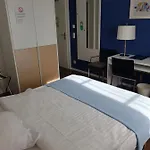 De 3*