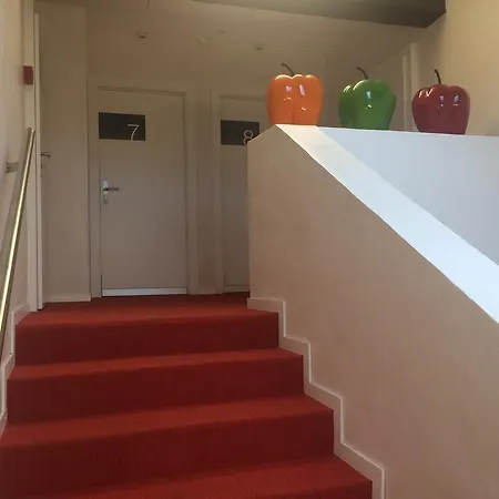 De
