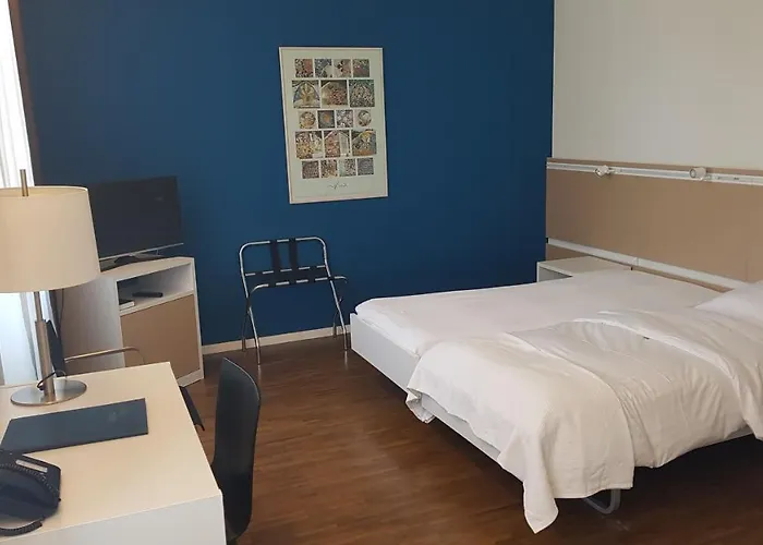 阿尔贝其普拉金斯酒店 普朗然